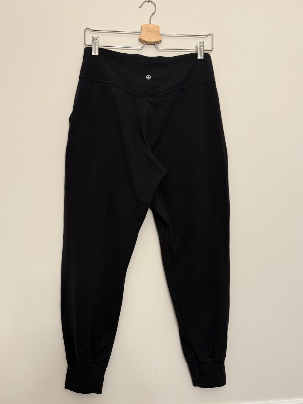 Lululemon Black Jogger Sweatpants – Size 10